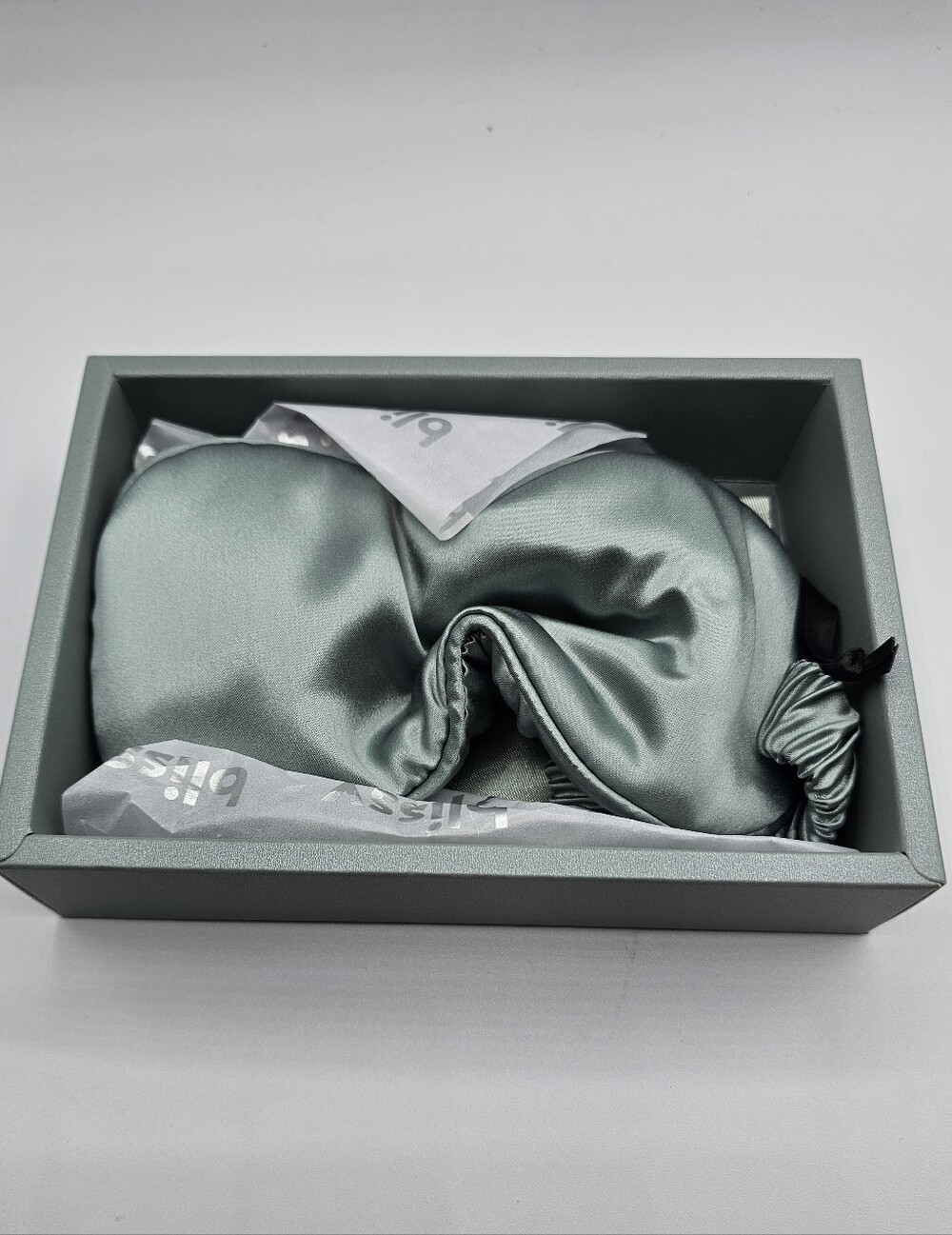 Blissy Mulberry Silk Sleep Mask in Matcha